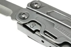 Leatherman Rev Pince Multifonction, Sans étui 832127 -Nitecore Soldes Boutique LE3990 06 leatherman rev le3990 06