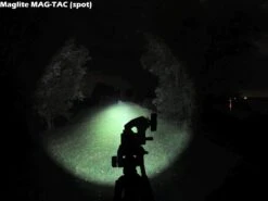 Maglite MAG-TAC, Tête Simple -Nitecore Soldes Boutique ML7720 61 130 BL 06 maglite mag tac plain bezel ml7720 61 130 bl d6