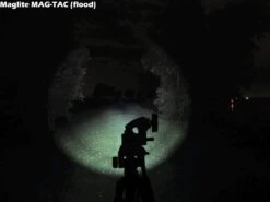 Maglite MAG-TAC, Tête Simple -Nitecore Soldes Boutique ML7720 61 130 BL 07 maglite mag tac plain bezel ml7720 61 130 bl d7