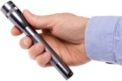 Maglite Mini PRO LED 2x AA Gris, Lampe De Poche -Nitecore Soldes Boutique MLSP2P09HU 04 maglite mlsp2p09hu 04