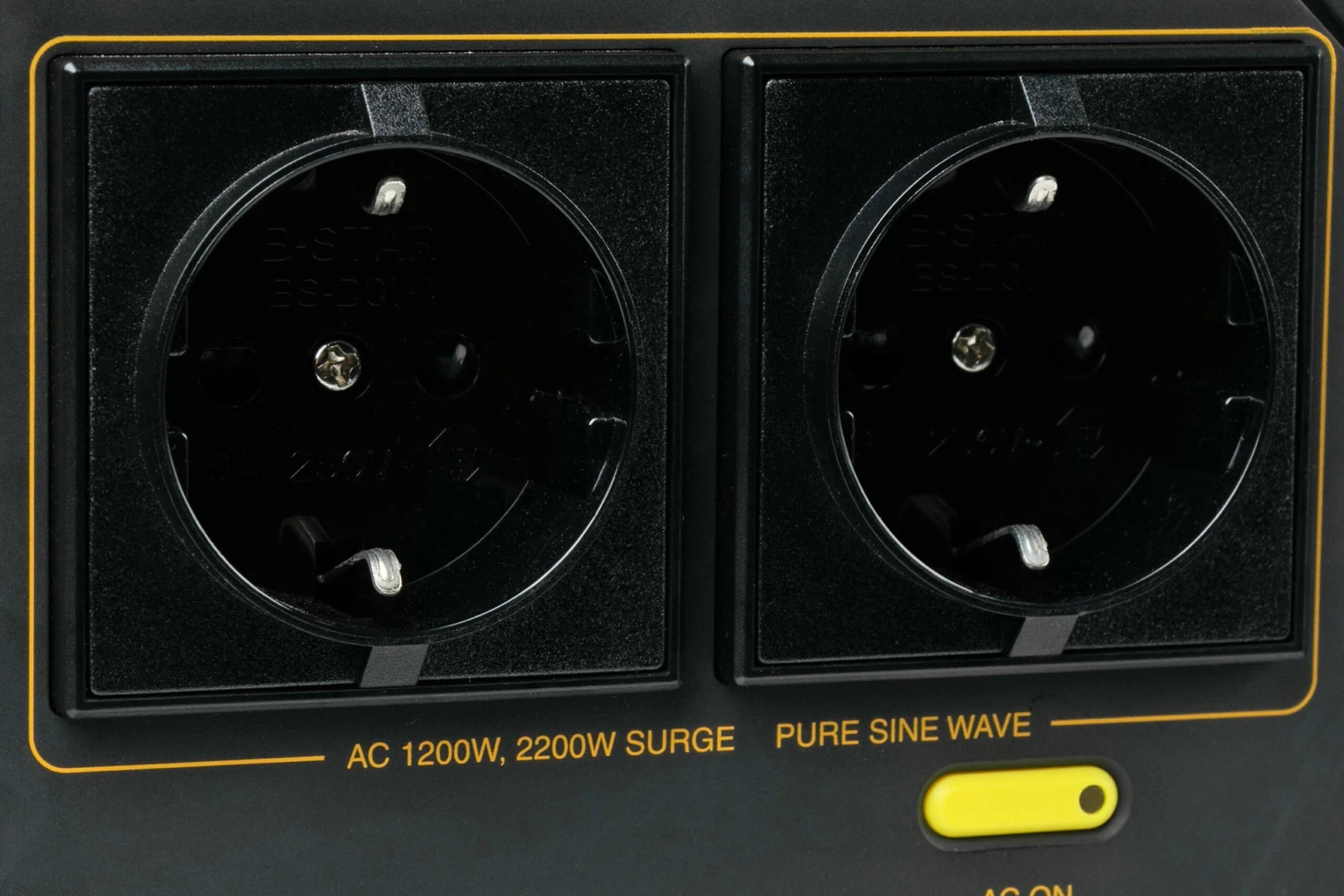 Nitecore NES1200 Powerbank, 348,000 MAh 7 Nitecore NES1200 Powerbank, 348,000 MAh – Image 5