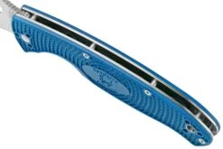Spyderco Resilience Lightweight S35VN Blue C142PBL FRN Couteau De Poche -Nitecore Soldes Boutique SPC142PBL 07 spyderco