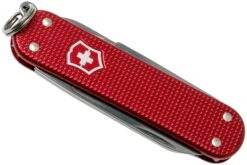 Victorinox Classic Alox Red 0.6221-20R4.KTE1 Knivesandtools Edition, Couteau Suisse -Nitecore Soldes Boutique VT0 6221 20R4 KTE1 04 victorinox