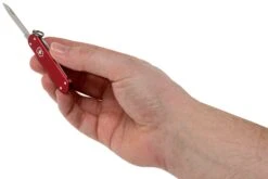 Victorinox Classic Alox Red 0.6221-20R4.KTE1 Knivesandtools Edition, Couteau Suisse -Nitecore Soldes Boutique VT0 6221 20R4 KTE1 06 victorinox