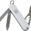 Victorinox Classic SD Colours, Falling Snow 0.6223.7G Couteau Suisse -Nitecore Soldes Boutique VT0 6223 7G 01 victorinox