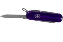 Victorinox Classic SD Translucent Colors, Persian Indigo 0.6223.T29G Couteau Suisse 9 Victorinox Classic SD Translucent Colors, Persian Indigo 0.6223.T29G Couteau Suisse -Nitecore Soldes Boutique VT0 6223 T29G 03 victorinox