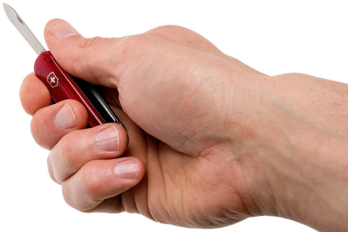 Victorinox Nail Clip 580, Couteau Suisse, Rouge Transparent 10 Victorinox Nail Clip 580, Couteau Suisse, Rouge Transparent – Image 8
