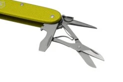 Victorinox Pioneer X Alox Limited Edition 2023, 0.8231.L23 Electric Yellow, Couteau Suisse -Nitecore Soldes Boutique VT0 8231 L23 04 victorinox