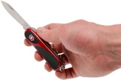 Victorinox EvoGrip S101 Rouge-noir 2.3603.SC Couteau Suisse -Nitecore Soldes Boutique VT2 3603 SC 06 victorinox vt2 3603 sc 06